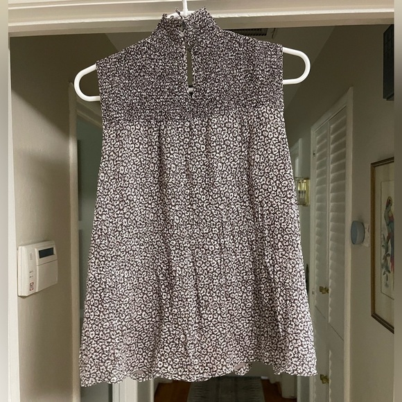 EUC Joie Mika Printed Mock Neck Top - Picture 5 of 7